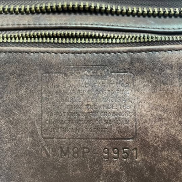Vintage 1990s Coach 9951 Brown Leather Purse (no tag) - Picture 4 of 5